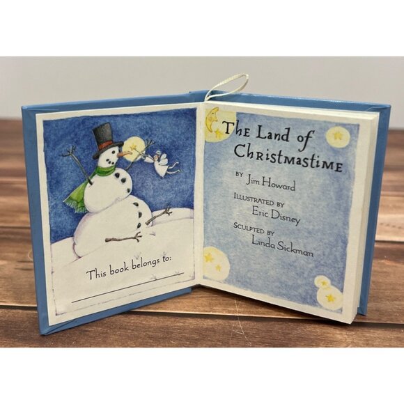 2001 HALLMARK ORNAMENT QX8282 THE LAND OF CHRISTMASTIME BOOK BY LINDA SICKMAN - Picture 6 of 13